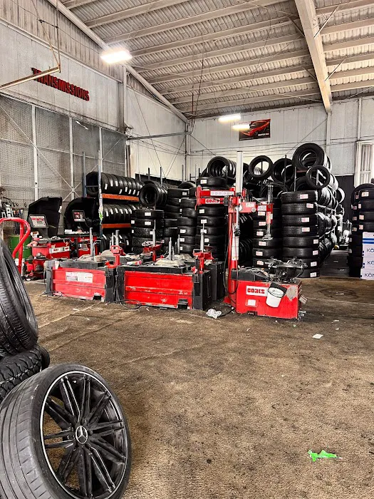 LLANTERA CERVANTES INC [tire shop] 1