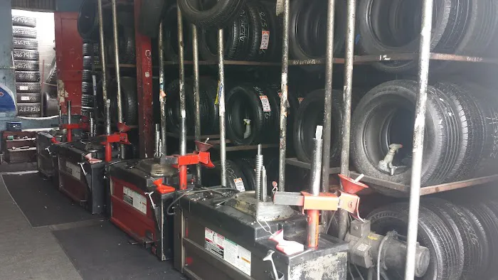 LLANTERA CERVANTES INC [tire shop] 9