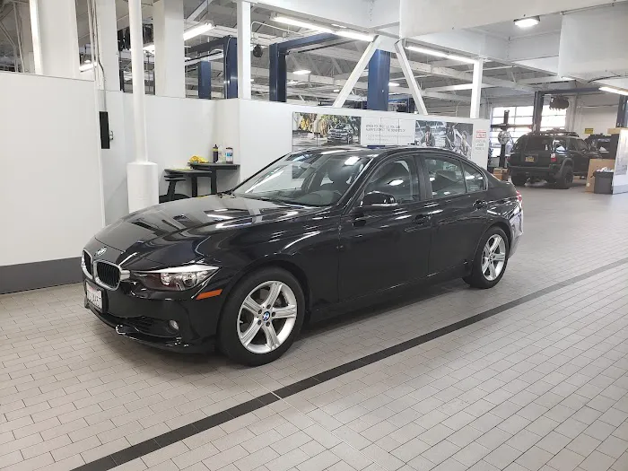 Santa Monica BMW Service Department 7