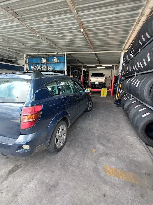 Power Tires Shop SD New & Used Tires shop 2