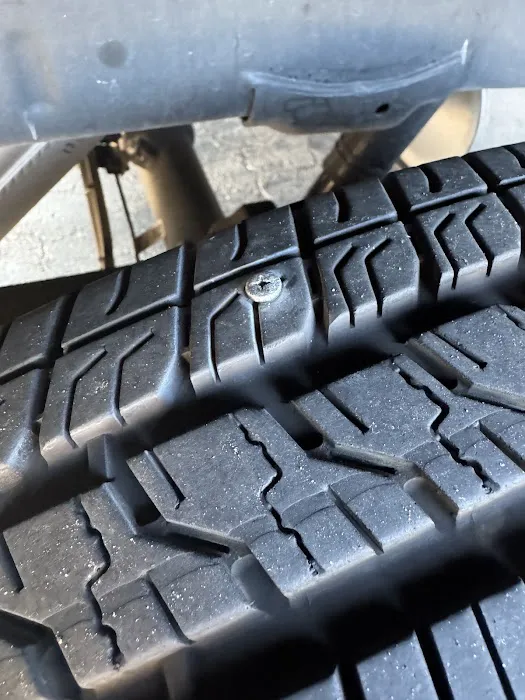 David's Tires 2