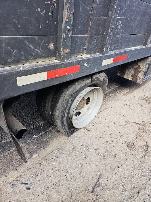 David's Tires 9