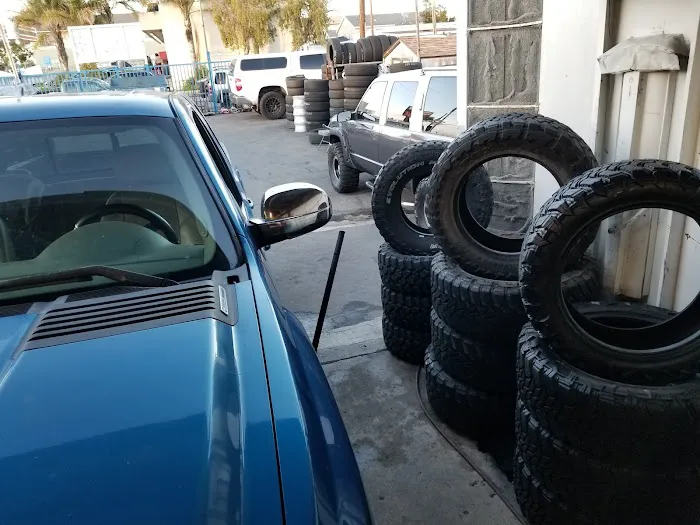 Yesenia's Tire Shop 5