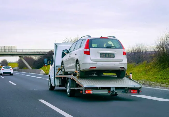 Buck's Towing Service 0