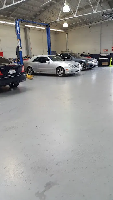 Nick’s Auto Repair Independent Mercedes Service 7