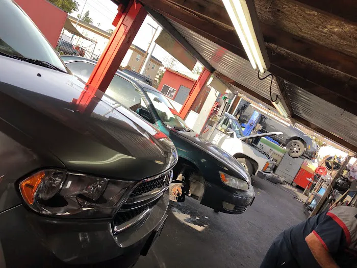 J & C Auto Mechanic 3