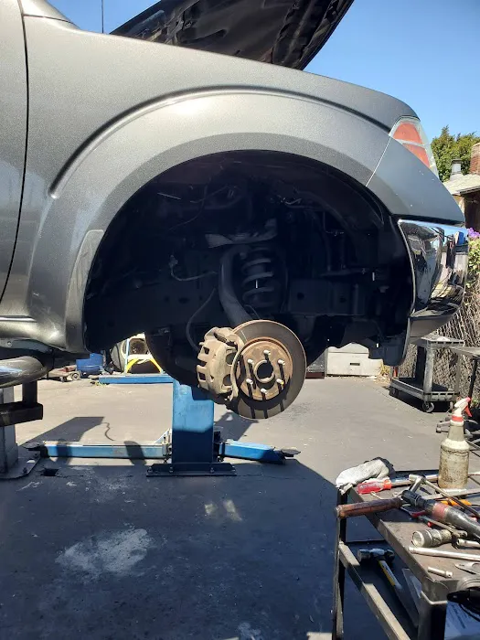 J & C Auto Mechanic 8
