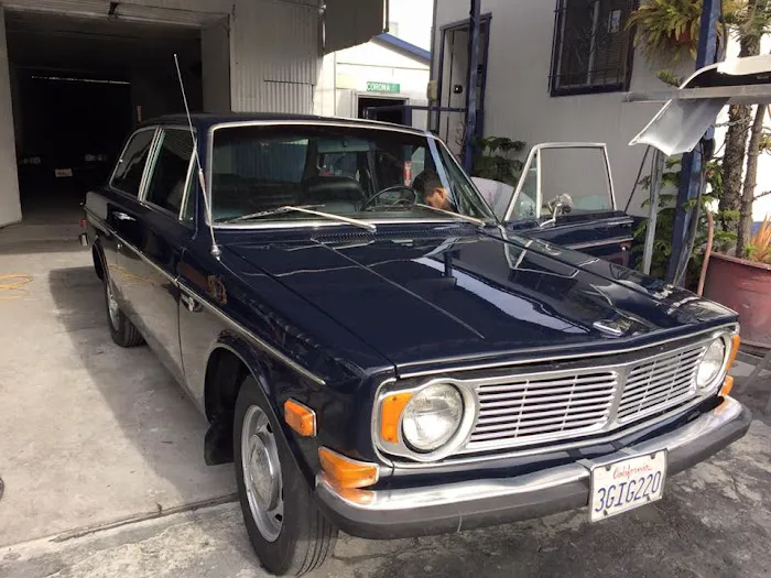 Danny's Auto Body & Paint 9