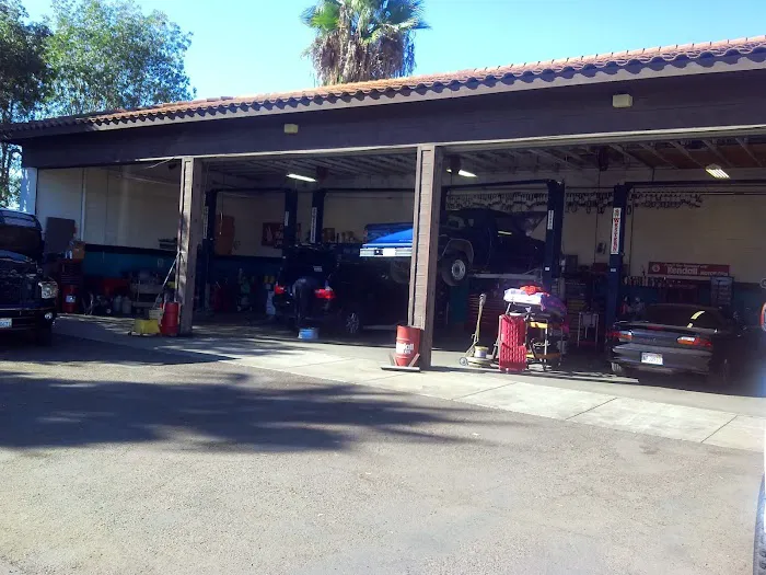 Rob's Automotive 6