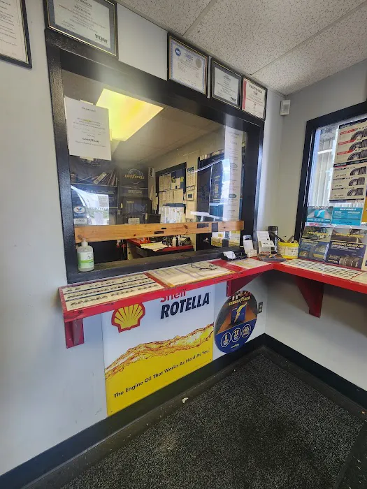 Goodyear Commercial Tire & Service Centers 0