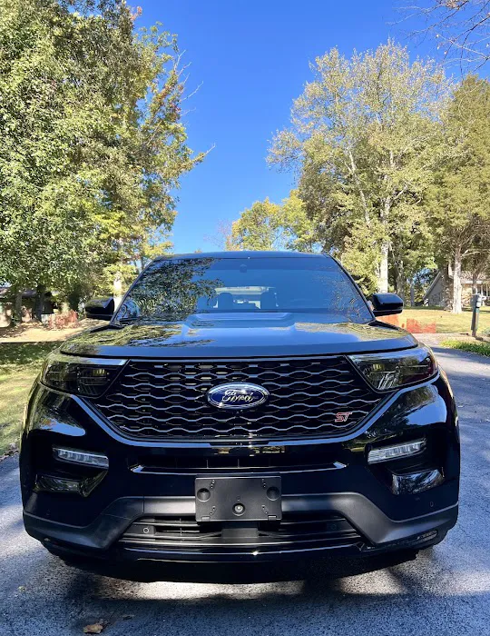 Champion Ford, Inc. Collision 4