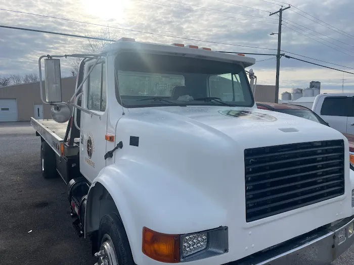 Gold Hill Auto Parts and Service LLC. -Towing-recovery-lock out- 24/7 1