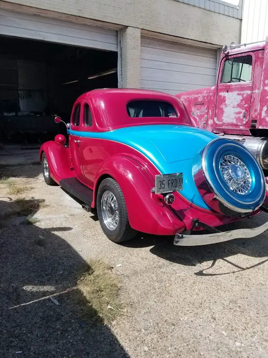 Bob Charleton's Auto Body 3