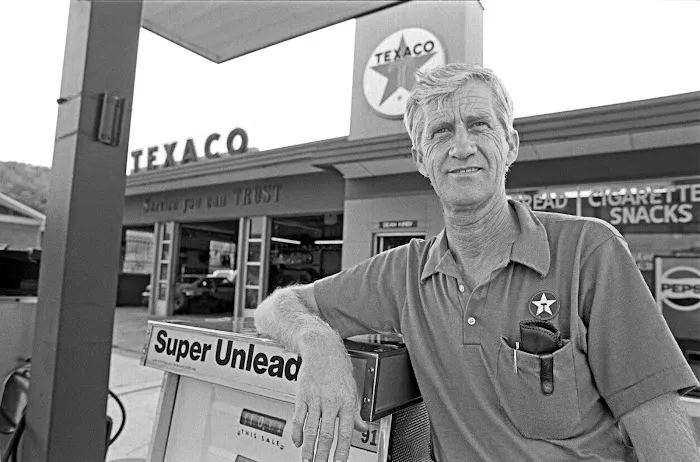 Ron Hall's Service Center 8