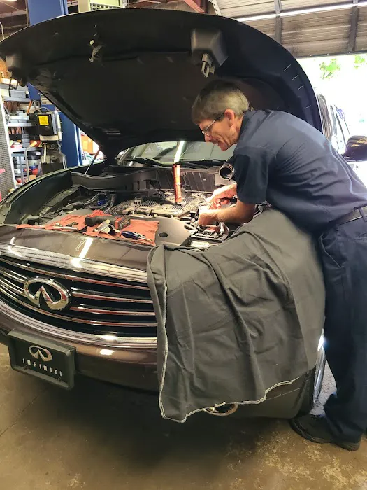Ron Hall's Service Center 9