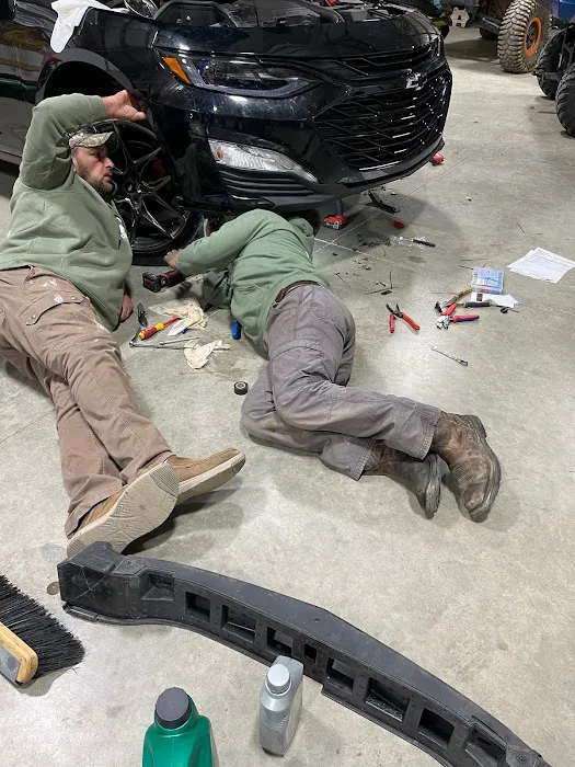 W&W Customs LLC 0
