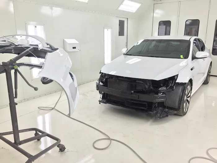 Mashburn's Collision Center 4