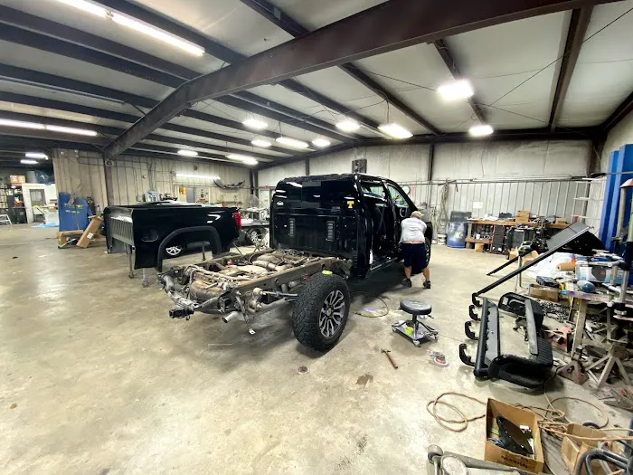 Mashburn's Collision Center 0
