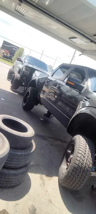 Hines Tire & Services Center 4