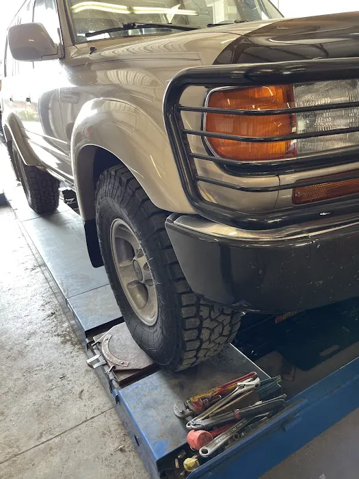 Bacon Auto & Alignment 3