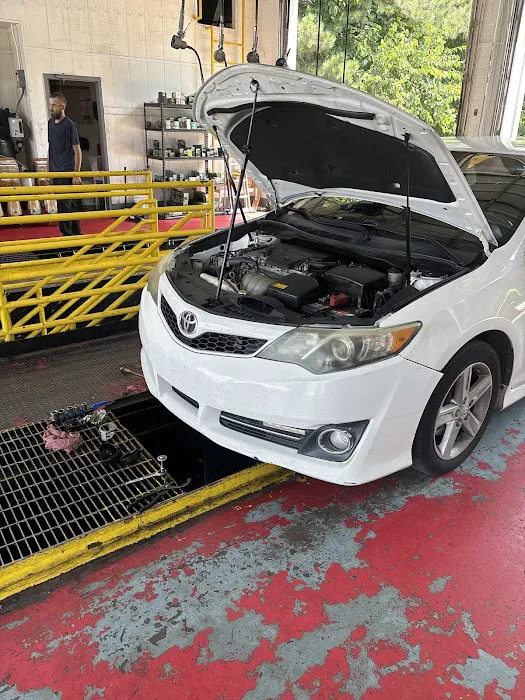 Express Oil Change & Tire Engineers 5