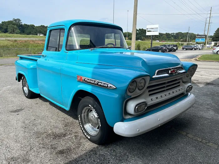 Shoals Auto Glass And Accessories Inc 0