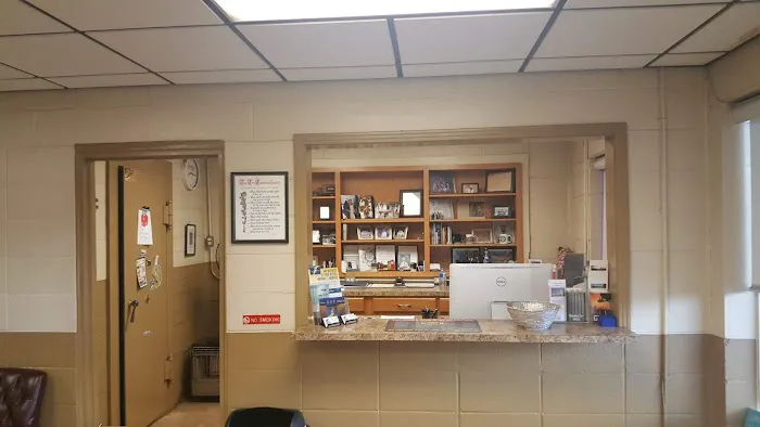 Charlie's Tire & Service 0