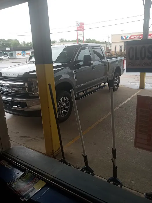 Charlie's Tire & Service 6