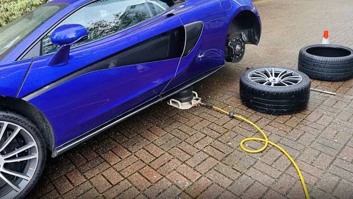 Mobile Tire Service 4