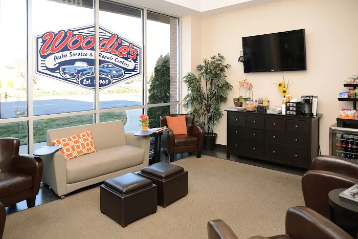 Woodie's Auto Service & Repair Centers 4
