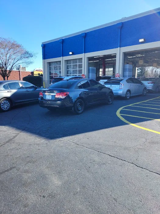 SpeeDee Oil Change & Auto Service 4