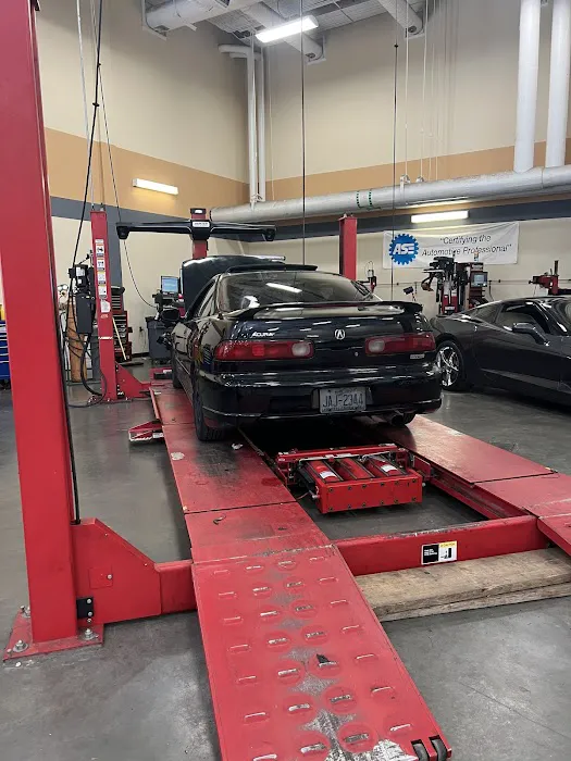 Mr. Tire Auto Service Centers 8