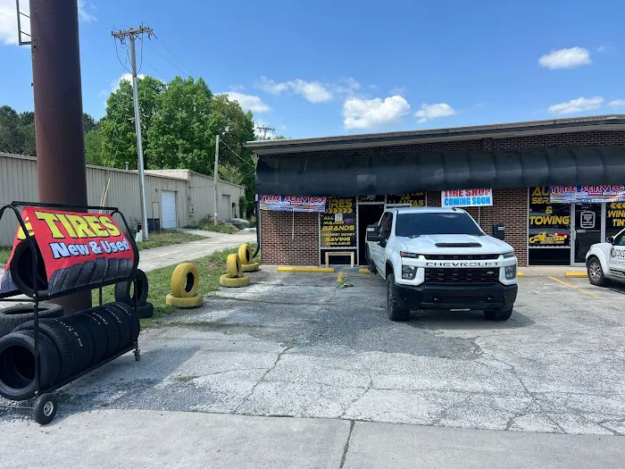 Econos Tire Services 3