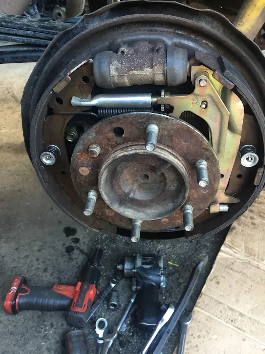 Gomez Auto Repair 6