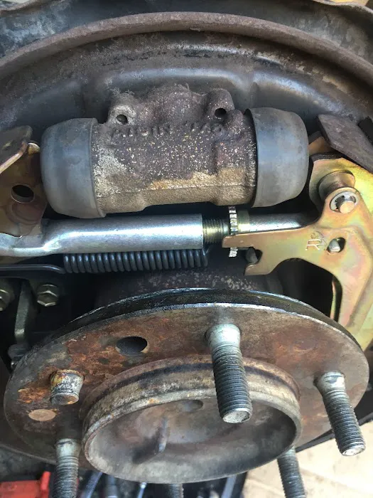 Gomez Auto Repair 8