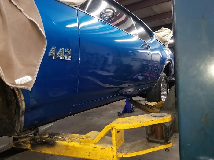 DAVE'S AUTO REPAIR 1