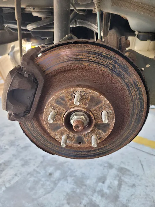Black's Tire & Auto Service 1