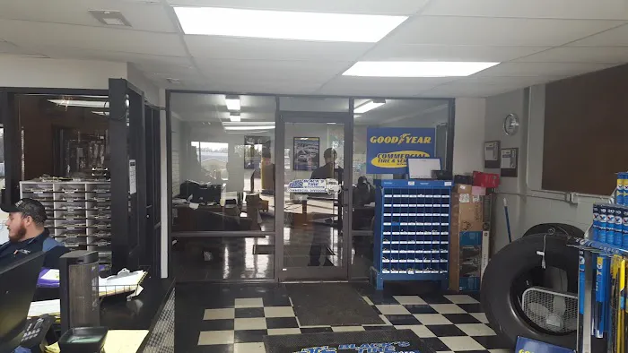 Black's Tire & Auto Service 2