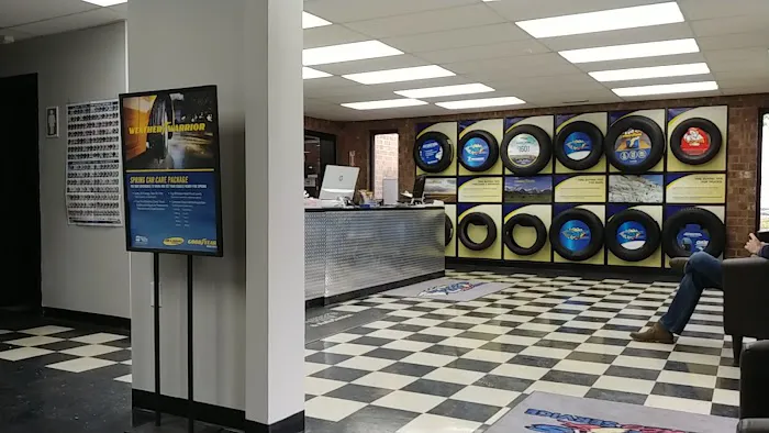 Black's Tire & Auto Service 8