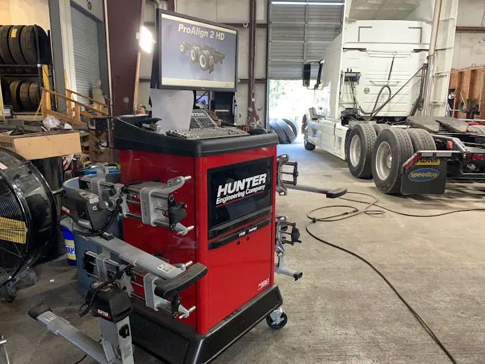 AY Truck and Trailer Repair (Reefer Repair / Road Service) 7