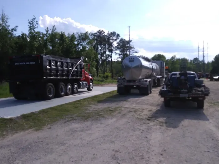 Huggins Universal Diesel Mechanic Services 2