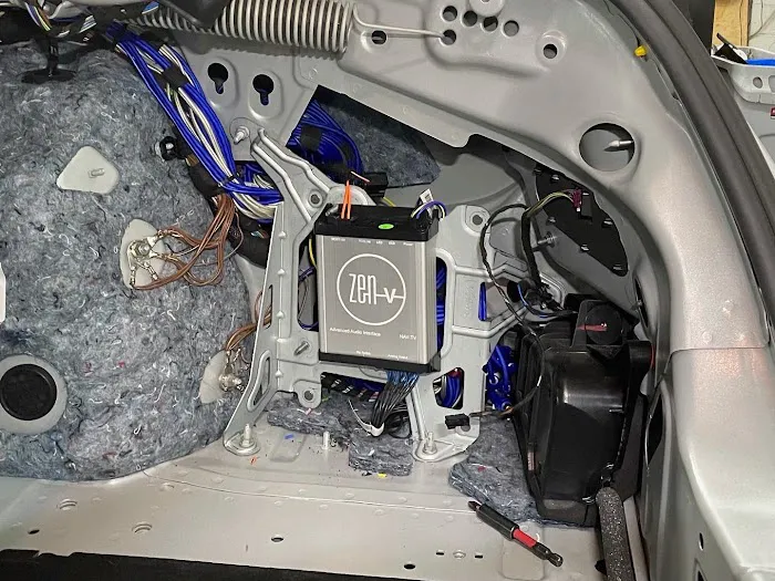 Rhudy's Car Audio & Accessories 6