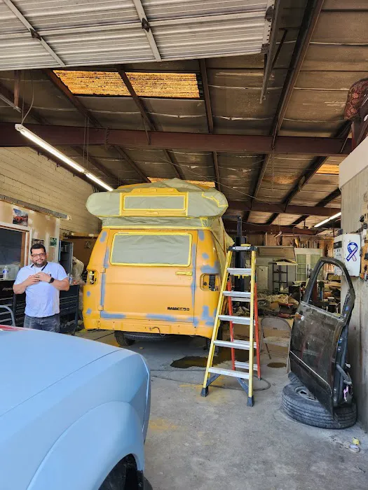 Davila's Body Shop 7