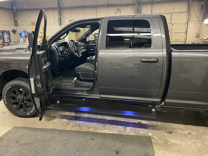Hudson Brothers Truck Accessories 4