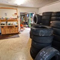 D10 Tires