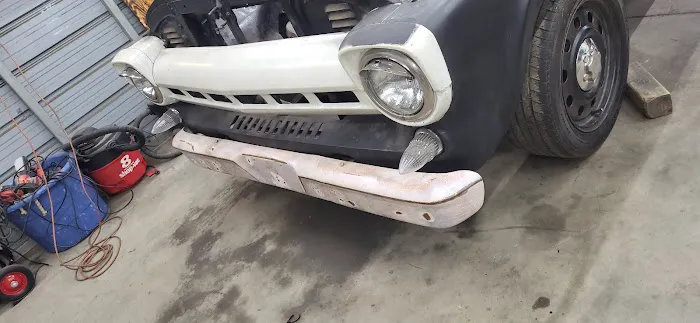 Little Mountain Automotive 0