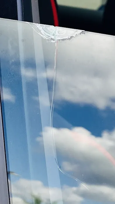 K&S AUTO GLASS 2