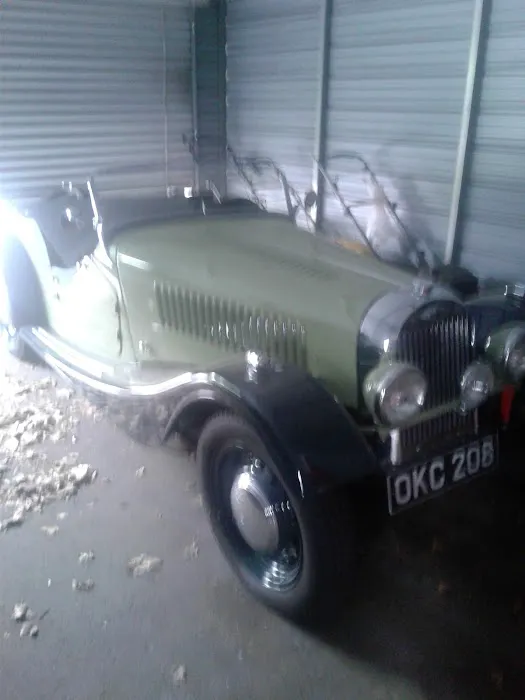 O W Mackey Auto Body Repair 9