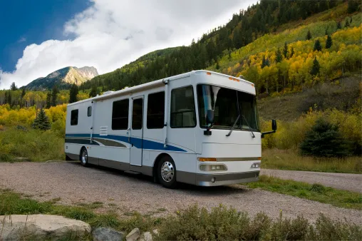 M&R RV Repair 4