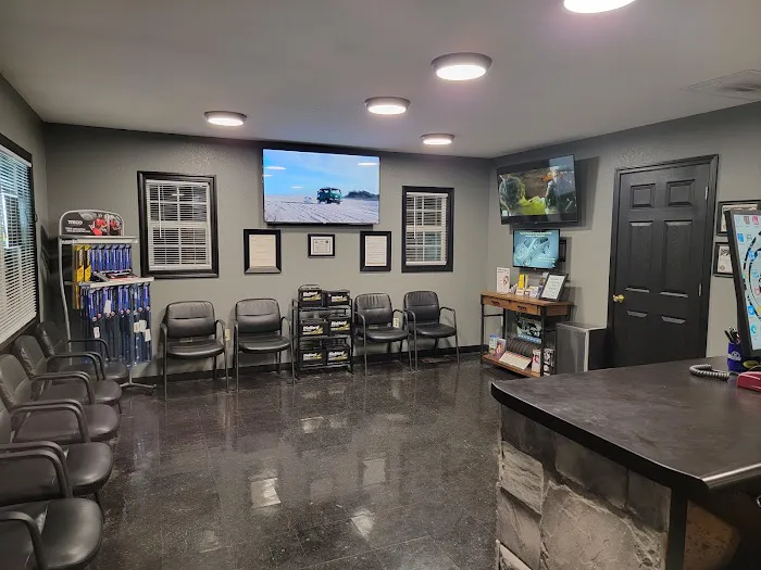 Smoky Mountain Automotive - a Main Street Auto shop 6